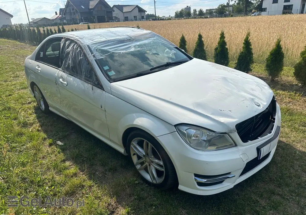 MERCEDES-BENZ Klasa C 200 CDI DPF (BlueEFFICIENCY)