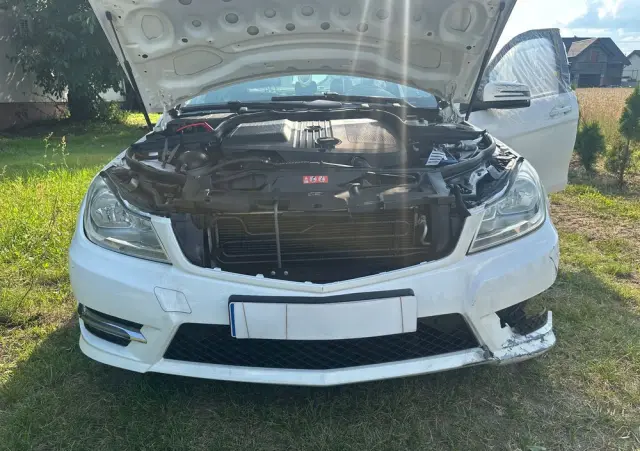 MERCEDES-BENZ Klasa C 200 CDI DPF (BlueEFFICIENCY)