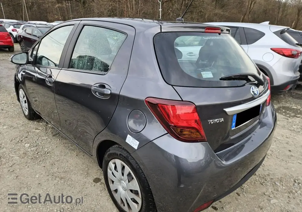 TOYOTA Yaris 1.5 VVT-i Lounge