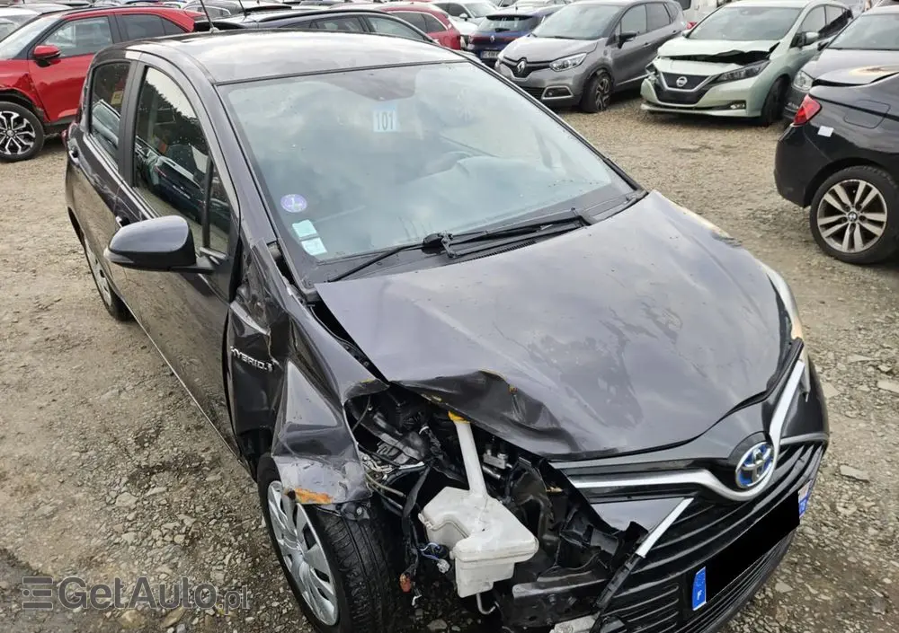 TOYOTA Yaris 1.5 VVT-i Lounge