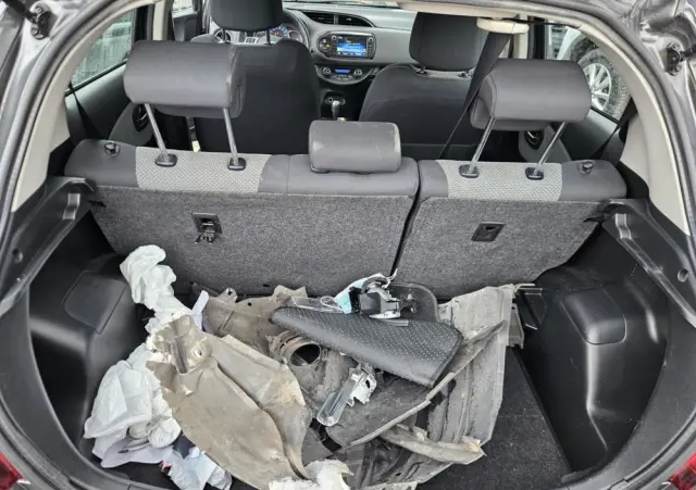 TOYOTA Yaris 1.5 VVT-i Lounge