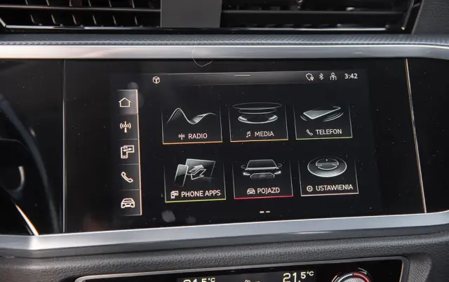 AUDI Q3 35 TFSI S line