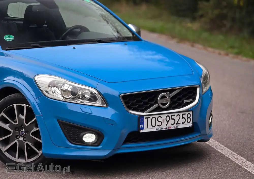 VOLVO C30 D2 DRIVe R-Design