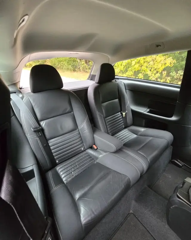 VOLVO C30 D2 DRIVe R-Design