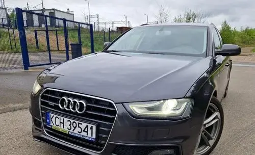 AUDI A4 