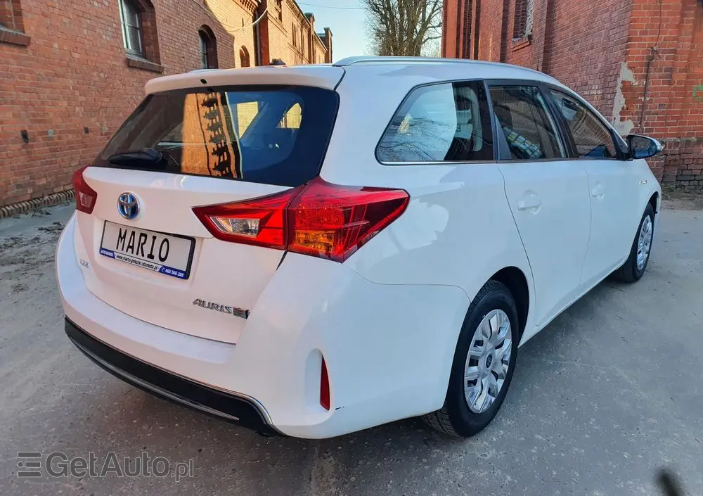 TOYOTA Auris 1.8 HSD Prestige