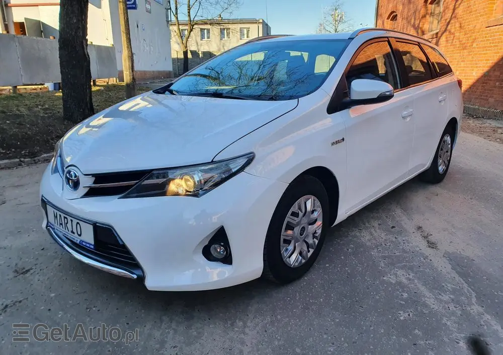 TOYOTA Auris 1.8 HSD Prestige