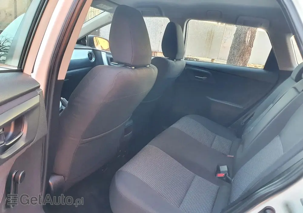 TOYOTA Auris 1.8 HSD Prestige