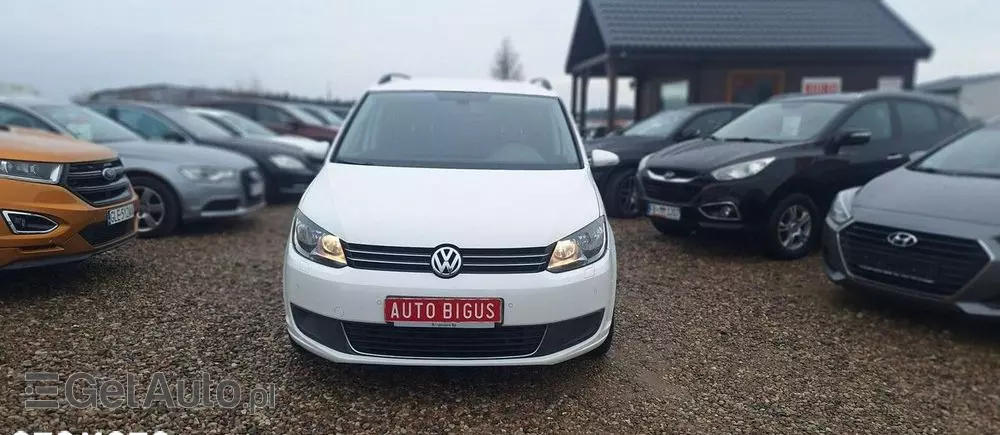 VOLKSWAGEN Touran 