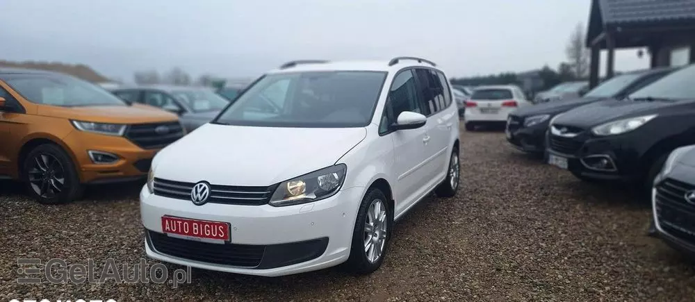 VOLKSWAGEN Touran 