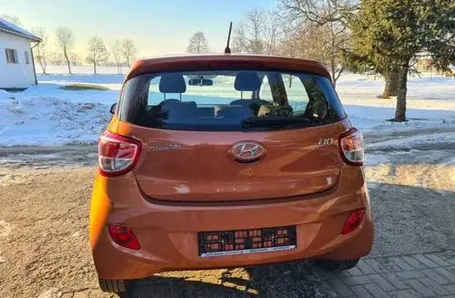 HYUNDAI I10 