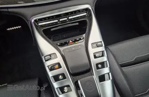 MERCEDES-BENZ AMG GT 