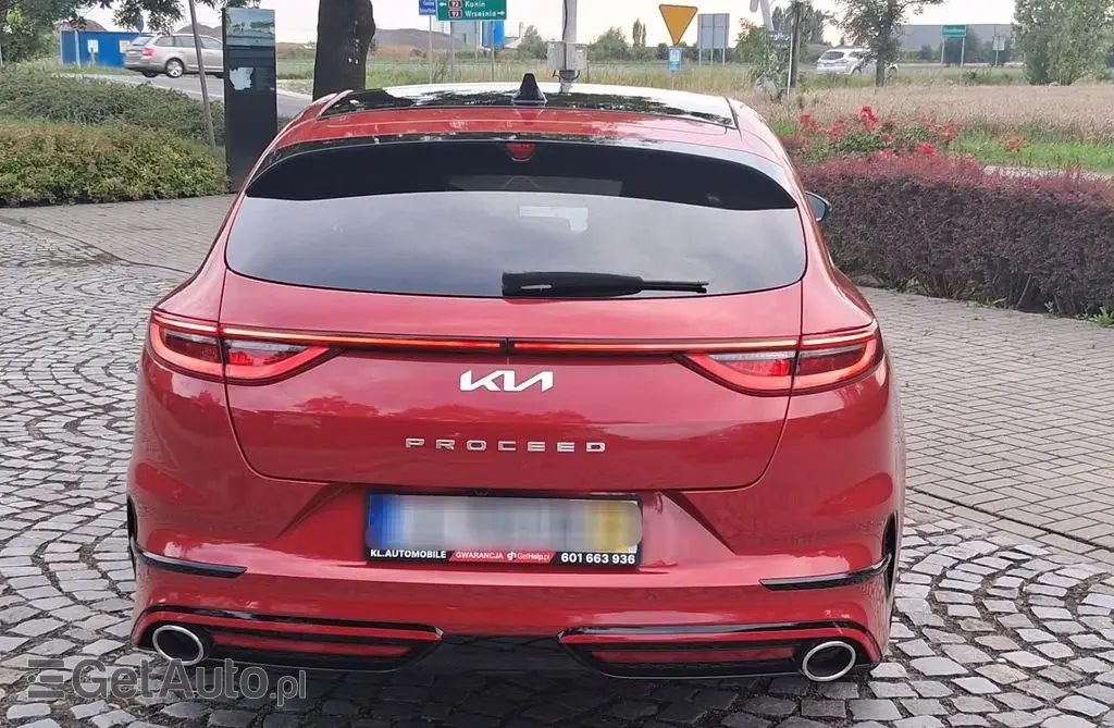 KIA Proceed 