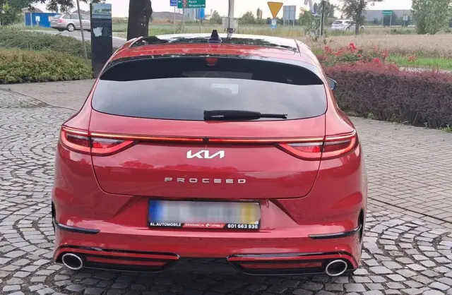 KIA Proceed 