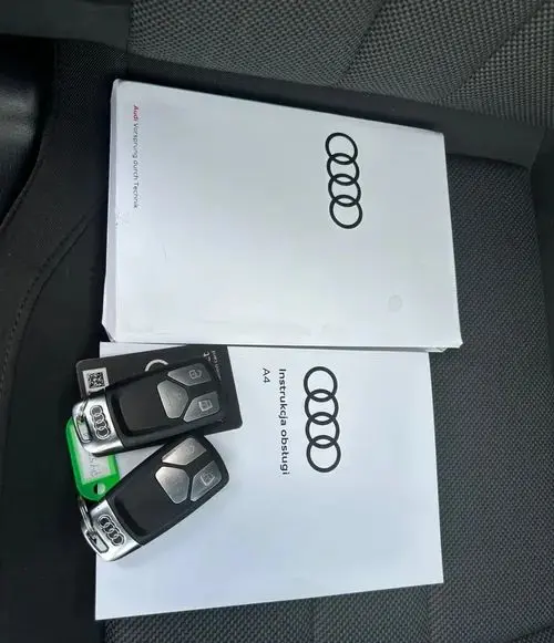 AUDI A4 