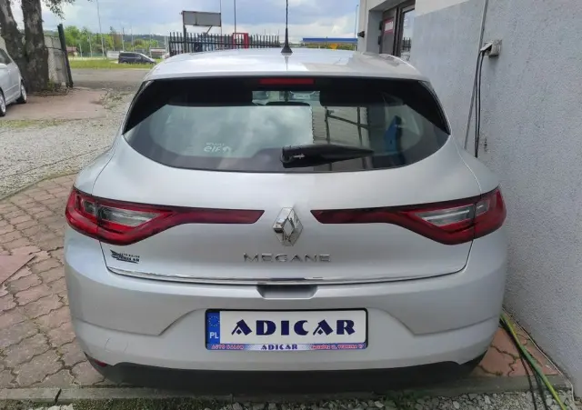 RENAULT Megane 