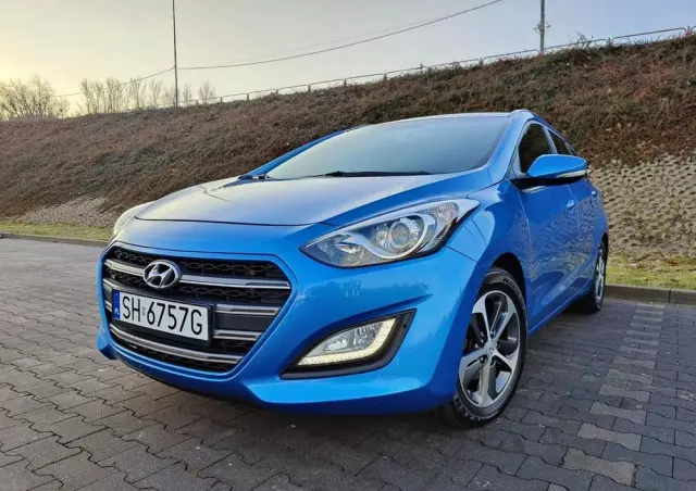 HYUNDAI I30 