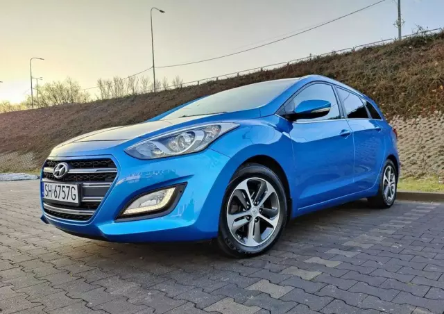 HYUNDAI I30 