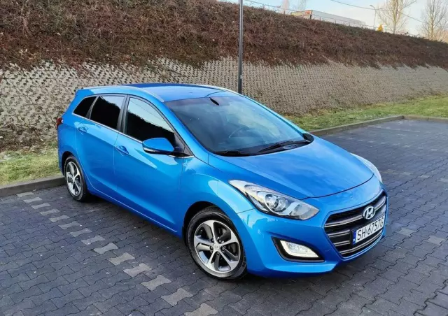 HYUNDAI I30 