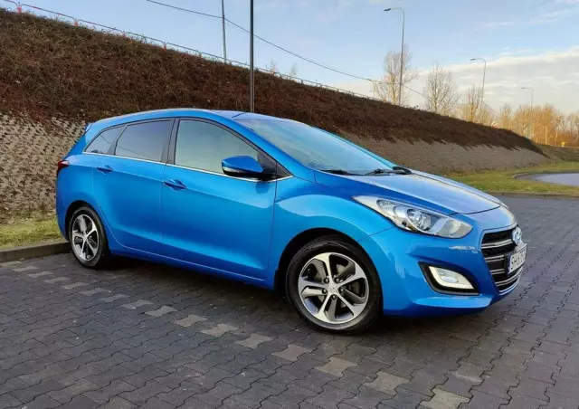 HYUNDAI I30 