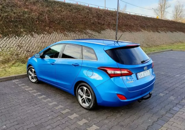 HYUNDAI I30 