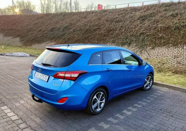 HYUNDAI I30 