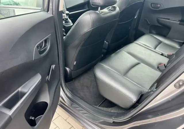 SUBARU Trezia 1.4D Active Edition