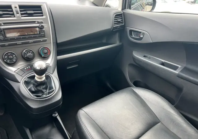 SUBARU Trezia 1.4D Active Edition