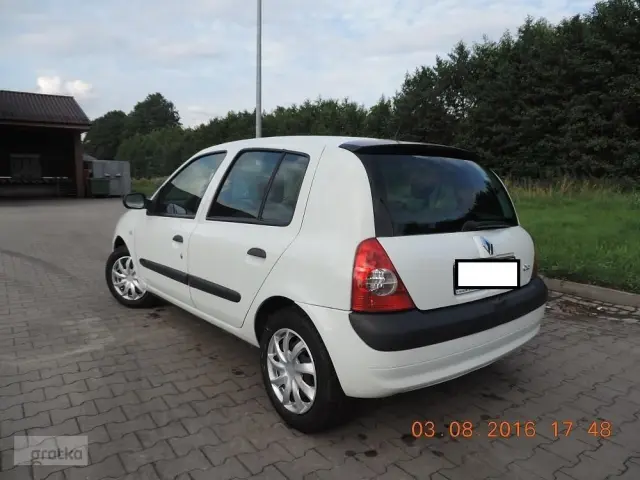 RENAULT Clio 
