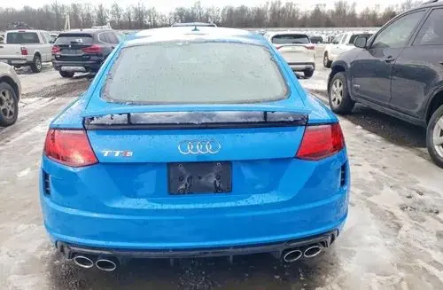 AUDI TT 