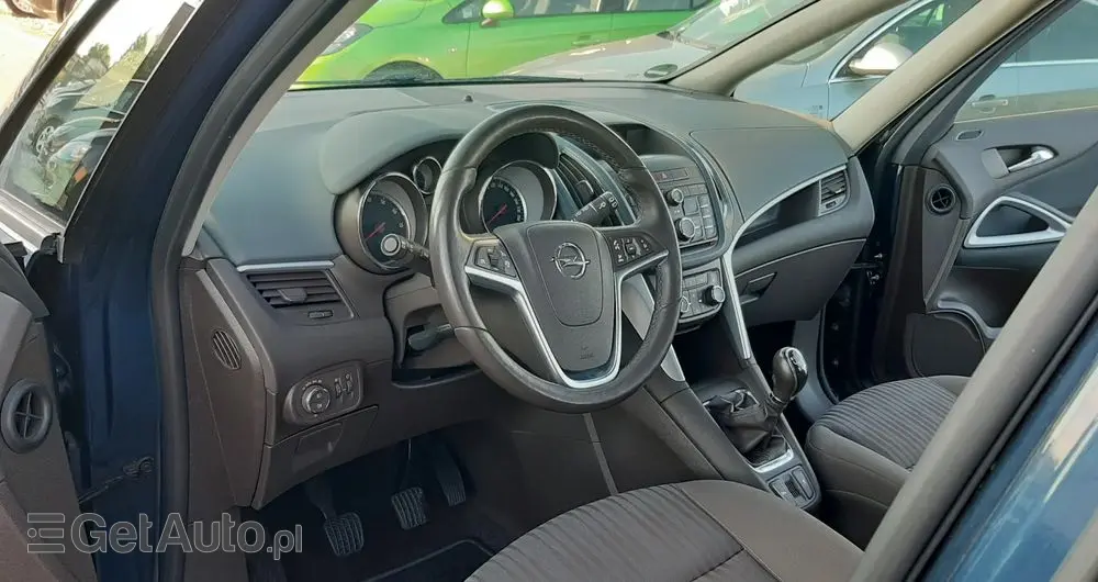 OPEL Zafira Tourer 1.4 Turbo Active