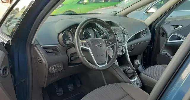 OPEL Zafira Tourer 1.4 Turbo Active