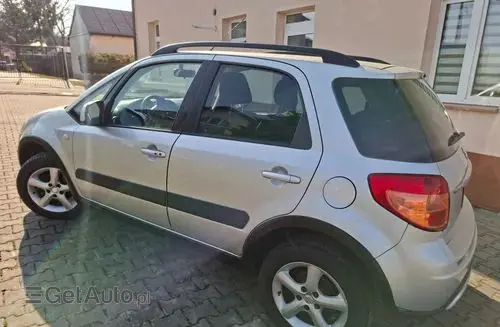 SUZUKI SX4 