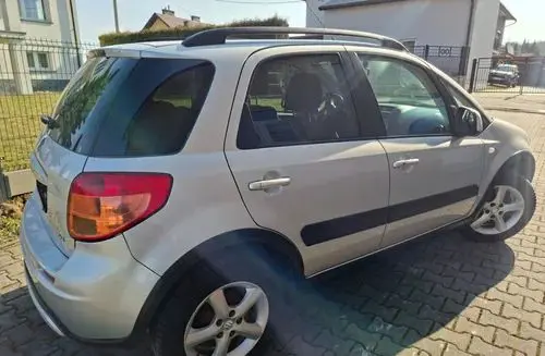 SUZUKI SX4 