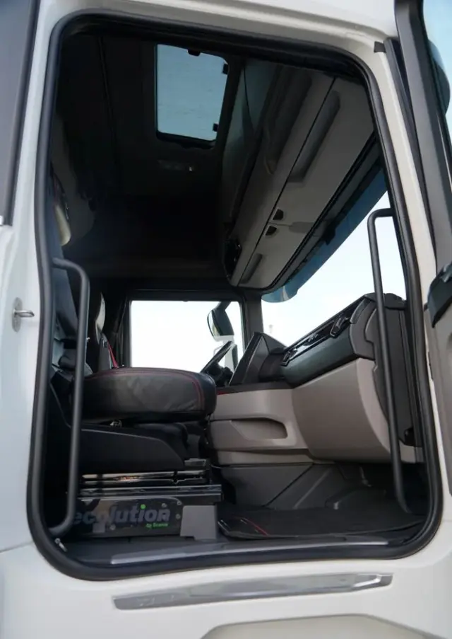 SCANIA S 530 / V8 / RETARDER / KLIMATYZACJA POSTOJOWA  / 