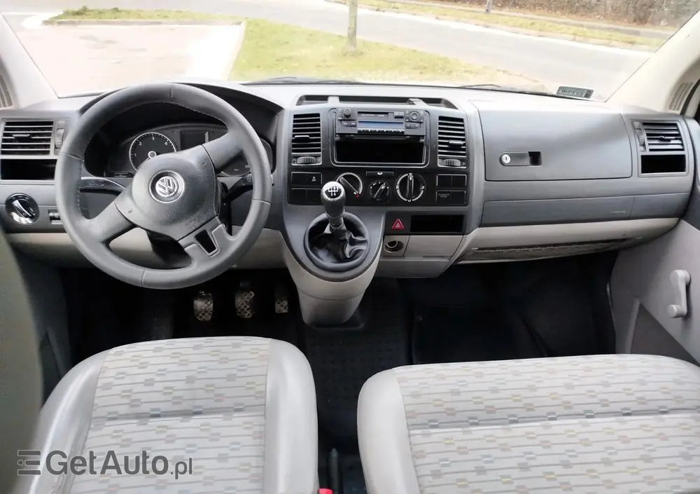 VOLKSWAGEN Transporter 
