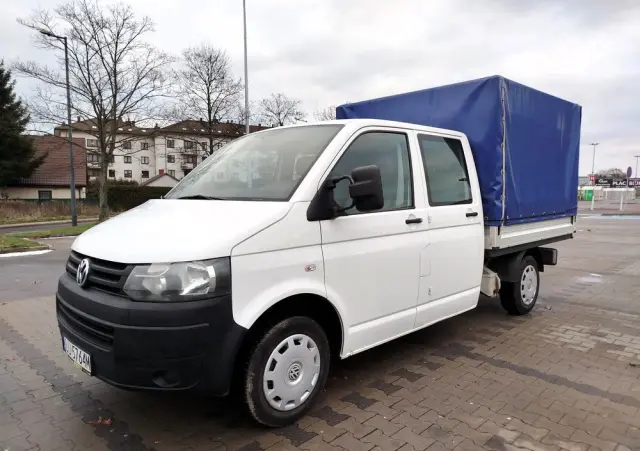 VOLKSWAGEN Transporter 