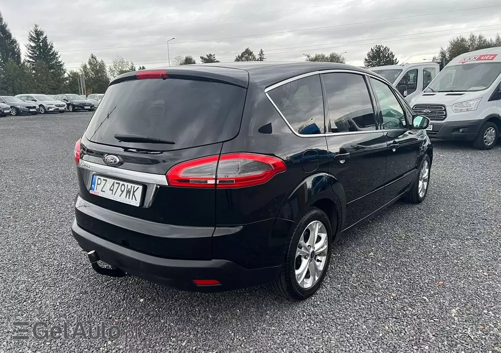 FORD S-Max 2.0 TDCi DPF Titanium