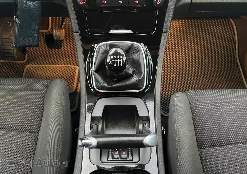 FORD S-Max 2.0 TDCi DPF Titanium