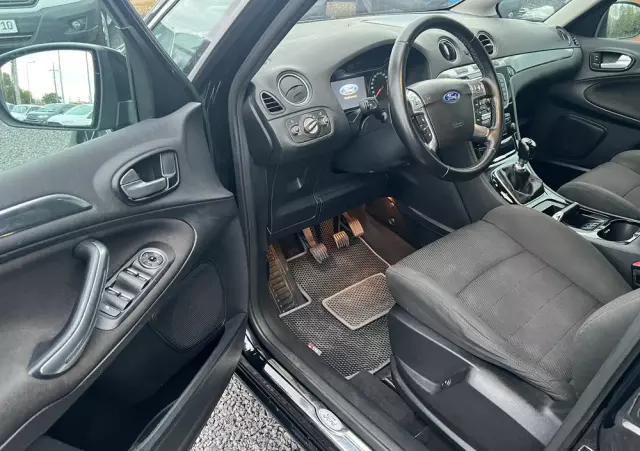 FORD S-Max 2.0 TDCi DPF Titanium