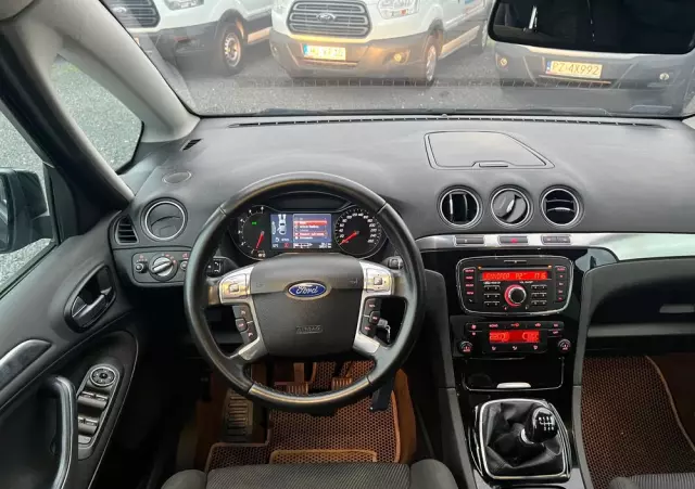 FORD S-Max 2.0 TDCi DPF Titanium