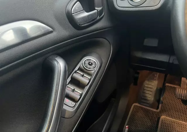 FORD S-Max 2.0 TDCi DPF Titanium