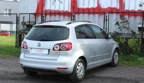 VOLKSWAGEN Golf Plus 