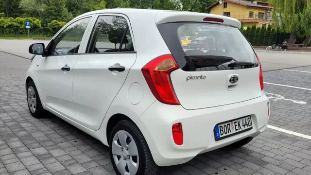 KIA Picanto 1.0 Dream Team Edition
