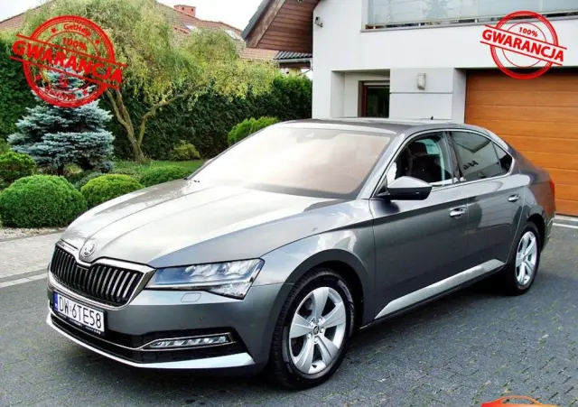 SKODA Superb 2.0 TDI DSG Premium Edition