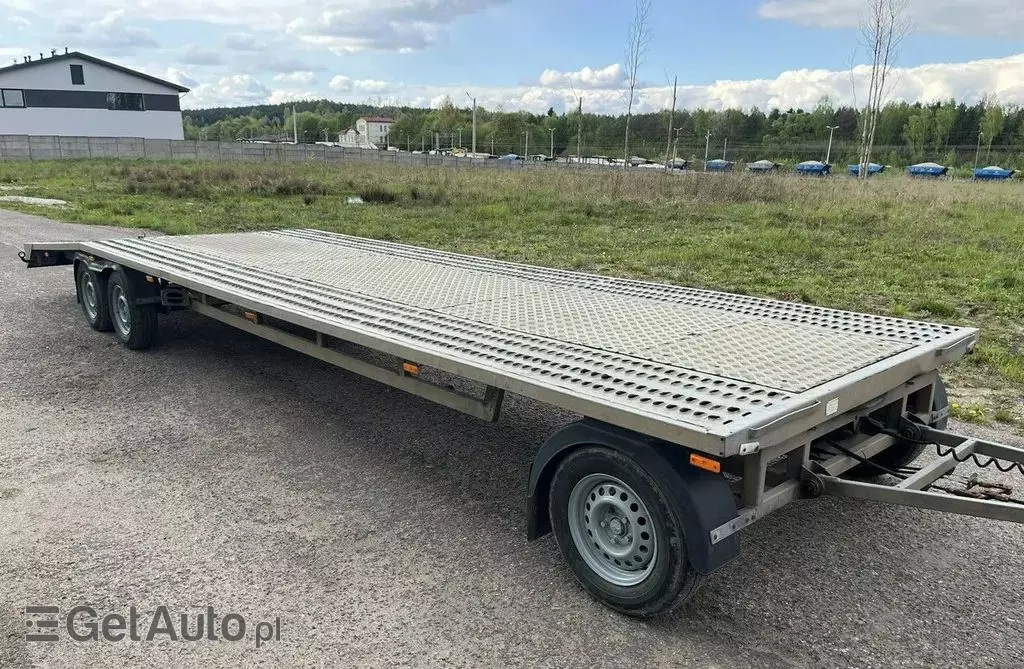 SAM Z OBROTNICĄ 8M Sam 