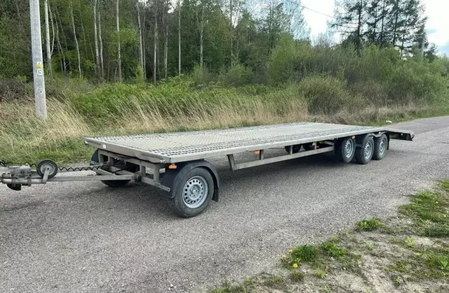 SAM Z OBROTNICĄ 8M Sam 