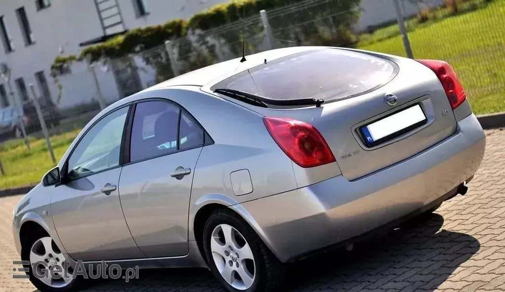 NISSAN Primera 