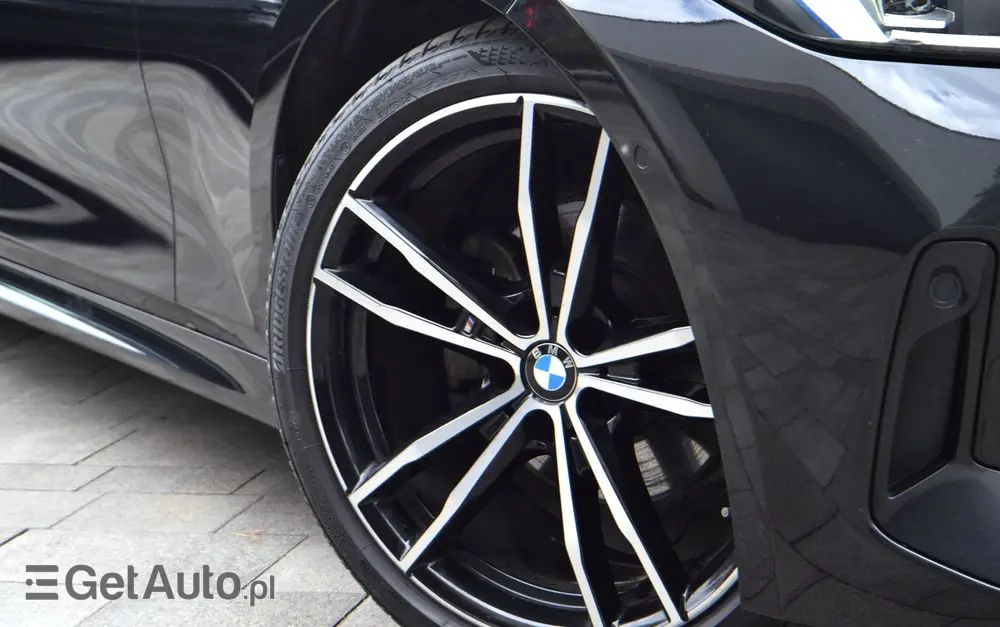 BMW Seria 3 320d xDrive M Sport sport