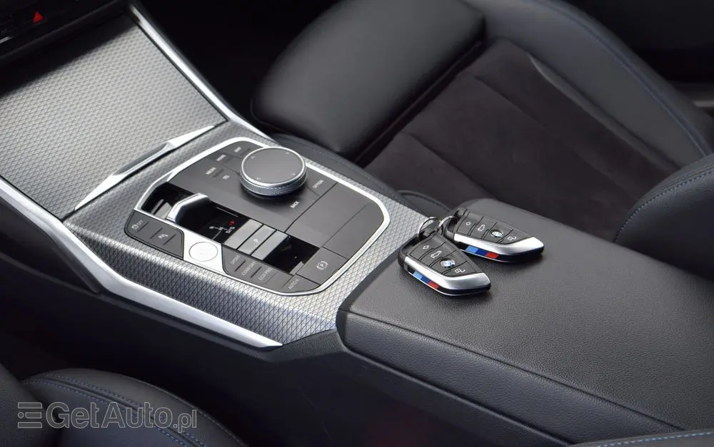 BMW Seria 3 320d xDrive M Sport sport